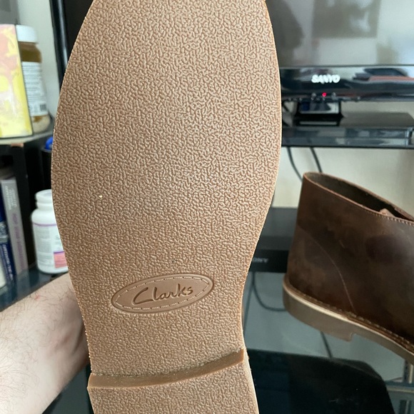 Clark’s mens 10 never worn - Picture 2 of 2
